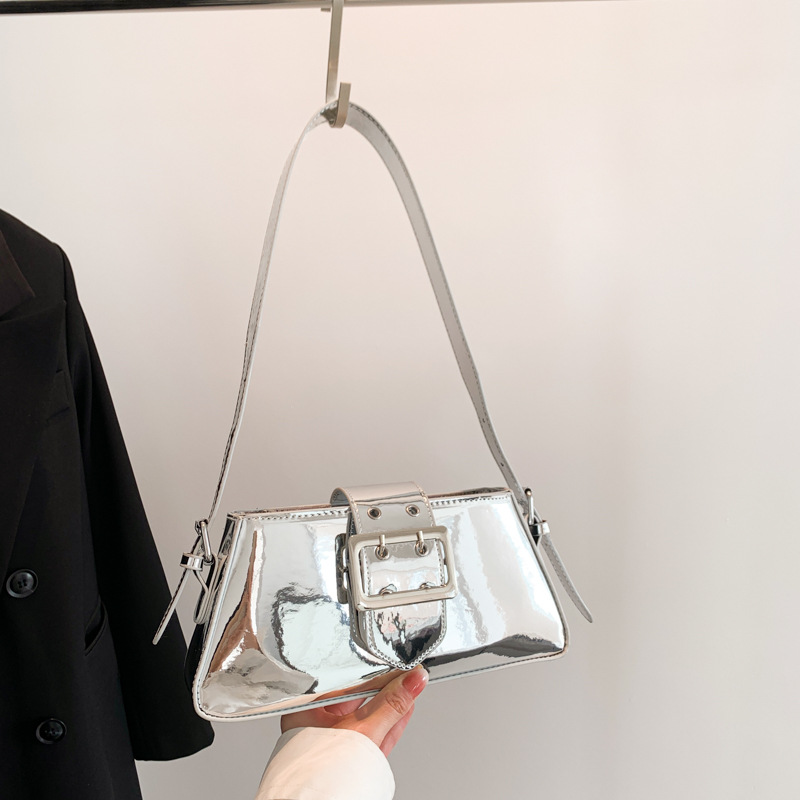 Y 2K Gouden Shoeder Tas Voor V - Luxury Y2K Bags recensie en prijs